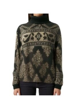 Pierre Cardin Vintage Black and Gold Turtleneck Sweater Size M